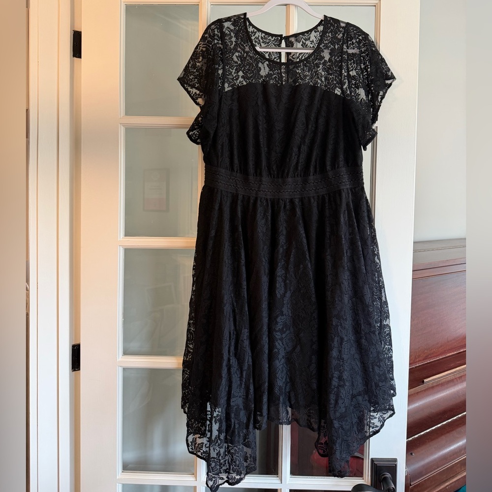 torrid Black Lace Flutter Sleeve Dress
